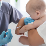 Brasil debate inclusão da vacina contra meningite B no calendário oficial do SUS